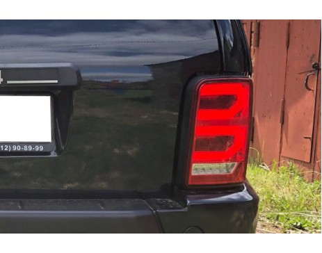 Фонари диодные Лада 4x4 под Range Rover (красные)